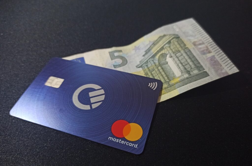 Curve: il portafoglio elettronico per le tue carte con 5€ di benvenuto - Risparmia Online