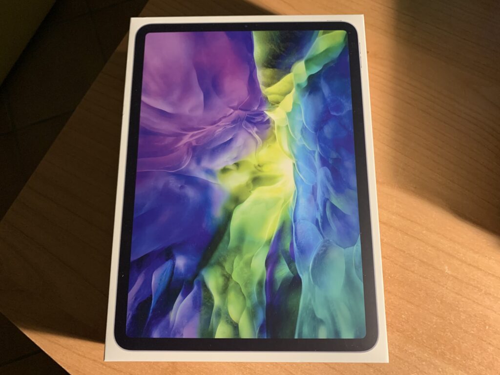 Confezione iPad pro 11 recensione