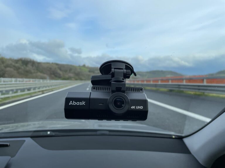 Recensione Abask Dash Cam A8 con doppia Telecamera