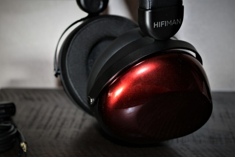 HIFIMAN HE-R9 Cuffie Chiuse con dongle Bluetooth
